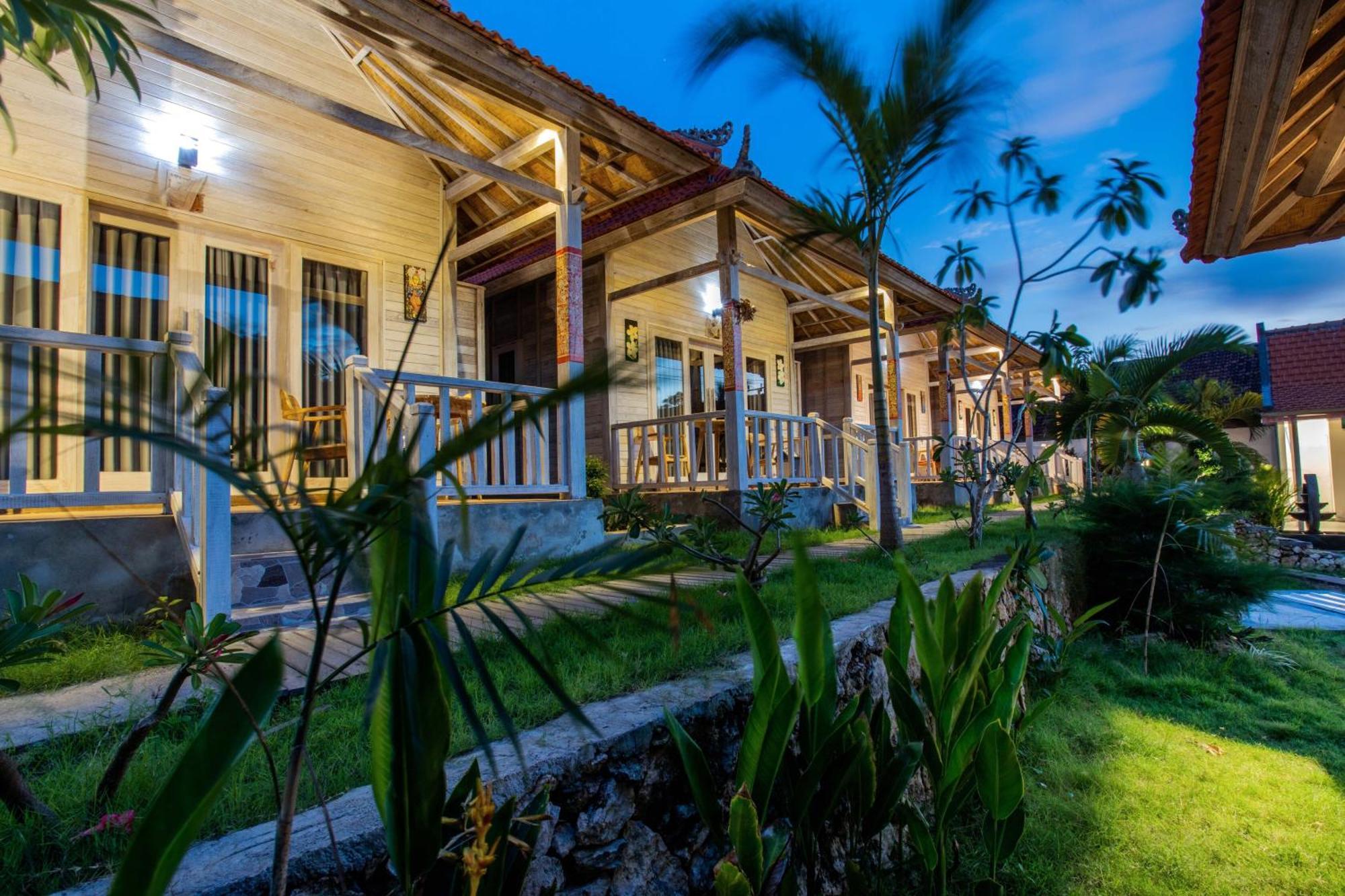 Blue Sky Villa Ceningan Lembongan Exteriör bild