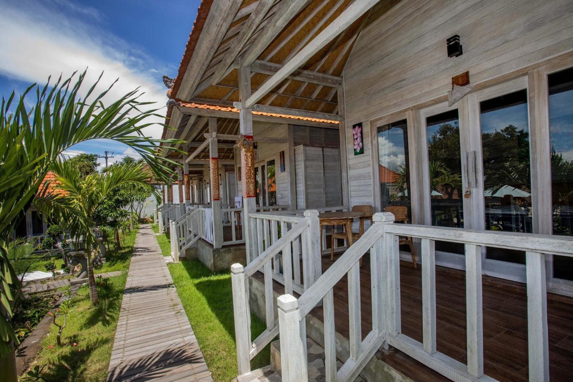 Blue Sky Villa Ceningan Lembongan Exteriör bild